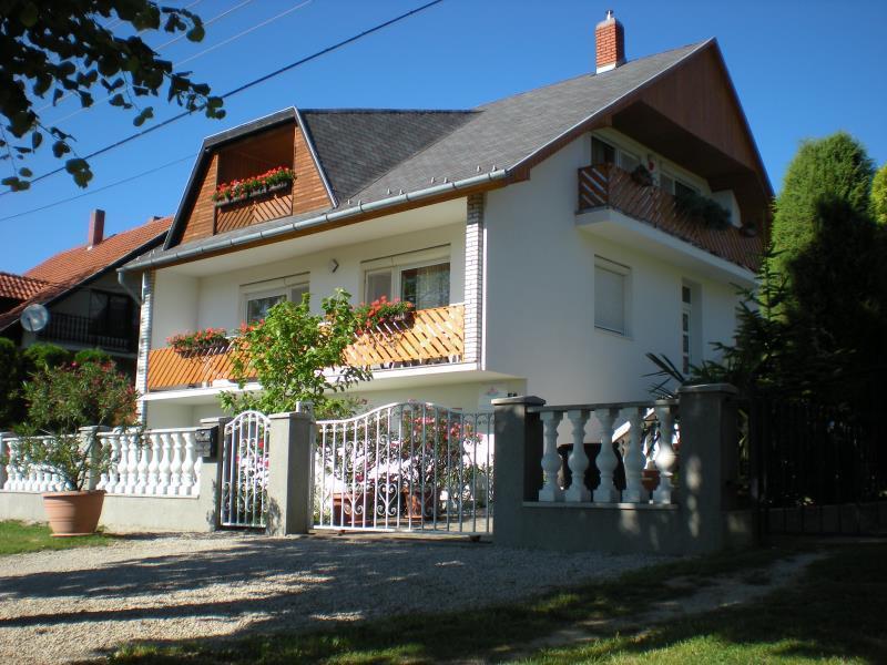 מלון Hévíz Viola House מראה חיצוני תמונה
